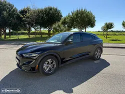 Ford Mustang Mach-E 75.7 kWh Base