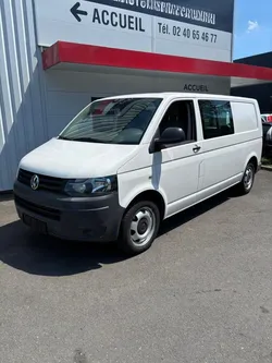 Volkswagen TRANSPORTER T5 2L TDI 140CH L2H1 DSG7 suivi complet, chauffage auxiliaire + attelage