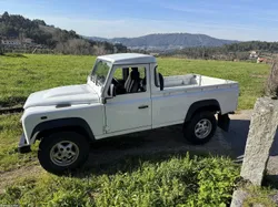 Land Rover Defender 110 pick-up