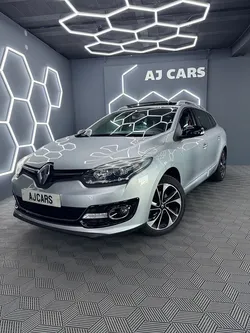RENAULT Megane III ESTATE 1.6 dCi 130Ch BOSE *CAMERA DE RECUL *TOIT OUVRANT *GPS* GARANTIE 12 MOIS