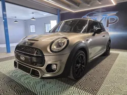 MINI MINI COOPER S 2.0i BVA John Cooper Works Edition 211