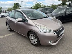 PEUGEOT 208 1.4 HDi 68ch BVM5 Active