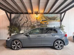 Vw golf viii 2.0 tdi 150 cv life plus dsg
