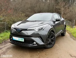 Toyota C-HR 1.8 Hybrid Square Collection