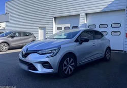 Renault Clio Clio V 1.6 hybrid  145cv