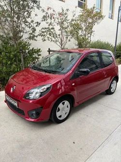 RENAULT Twingo II 1.5L DCI FINITION RIPCURL - 1ÈRE MAIN - ENTRETIEN À JOUR