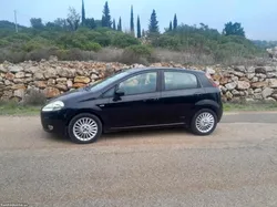Fiat Grande Punto 1.3 MULTIJET GASOLEO DE 5 LUGARES