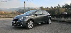 Peugeot 208 1.2 Pure Tech Style 65.000 km