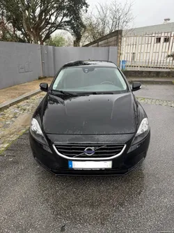 Volvo V40 D2 Automático 154mil km
