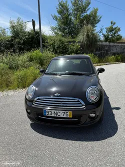 MINI 3 Portas