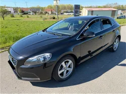 Volvo v40 D2 115cv