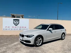 BMW Série 3 Touring (F31) 318i 136 ch Advantage BVM6 - Blanc nacré, Historique complet, Sièges chauffants, Alarme, Coffre électrique, Attelage..
