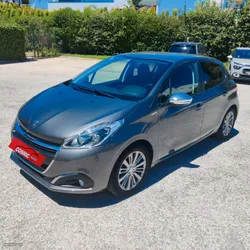 Peugeot 208 STYLE 1.2 VTI 82CV 5P