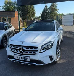 Mercedes GLA 200 FASCINATION 7G-DCT TOIT OUVRANT