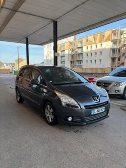 Peugeot 5008 – 1.6 HDi – 2011 – 240 000 km