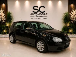 VOLKSWAGEN GOLF V 1.6 FSI le top pour un jeune permis ELLE EST SUPERBE