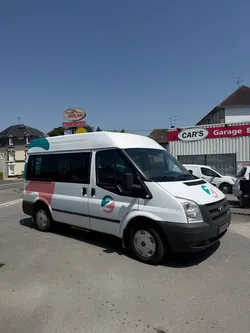 FORD TRANSIT 2.2tdci 85 TPMR tva recuperable personne a mobilité réduite vehicule propre