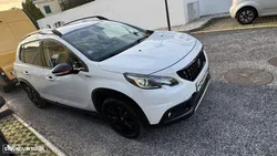 Peugeot 2008 1.2 PureTech GT Line EAT6