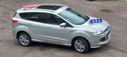 Ford kuga 4x4 2.0 tdci 150 powershift titanium