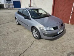 Renault Megane Mégane Sedán 1.6 Confort Dynamique