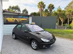 Peugeot 206 1.4i 16v 90Cv ACP 100anos 180.000Km 03/2004