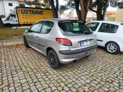 Peugeot 206 comercial