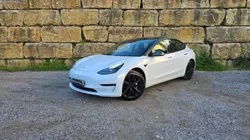 Tesla Model 3 Long-Range Dual Motor AWD