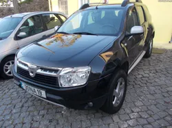 Dacia Duster 1.5 110 cv muito novo
