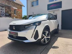 PEUGEOT 3008 130ch SS EAT8 Allure Pack