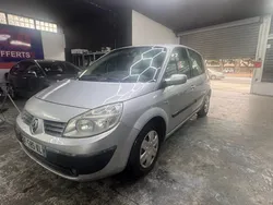 RENAULT SCÉNIC II 1.5 dCi 106cv – 108 000 km
