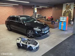 Mercedes-Benz C 300 de AMG Line