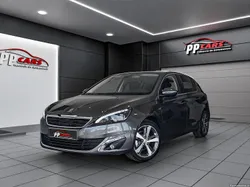 Peugeot 308 1.2 PureTech Allure Faróis Full LED