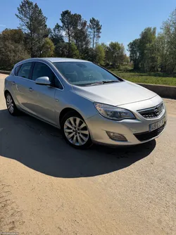 Opel Astra 1.3 cdti ecoflex cosmo
