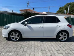 Toyota Auris 1.4 D-4D Exclusive+P.Sport