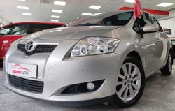 Toyota Auris 1.4 D4D 90 bvm
