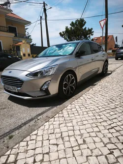 Ford Focus ecoboost 125cv Titanium