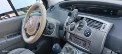Renault Grand Scenic Scénic 1.9dCi Confort Dynamique