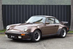 Porsche 911 930 TURBO 3.0L