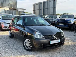 RENAULT CLIO II (2) PHASE 2 1.2 i 16v 75 AUTHENTIQUE / 5 PORTES / 140.000km / JEUNES CONDUCTEURS / PETIT PRIX