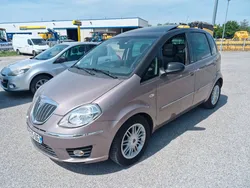 Lancia musa 1l3 multijet 95ch 5cv boite automatique 1er main