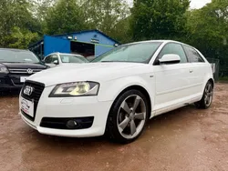 Audi a3 2.0l tdi 140cv finition s-line 288.300kms 07/2010 feux de jour a led phares bi-xenon sièges s-line volant s-line bluetooth aide au stationnement climatisation