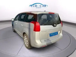PEUGEOT 5008 1.6HDI Premium 112