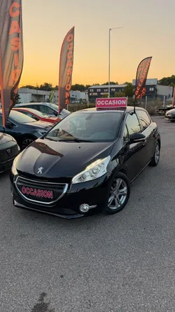 Peugeot 208 1.6 Hdi 90ch Finition Allure