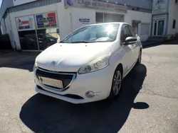 PEUGEOT 208 1.2 VTi 82ch BVM5 Active