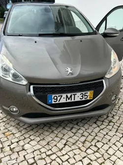 Peugeot 208 1.4 HDi SE Style