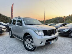 NISSAN Pathfinder (R51M) 2.5 dCi 16V 4WD 174 cv/ 7 places / clim/ Attelage de remorque /