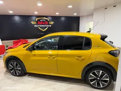 Peugeot 208 1.2 PureTech GT EAT8