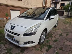 Peugeot 5008 2l hdi 150 allure