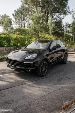 Porsche Cayenne Platinum Edition