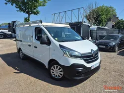 Renault Trafic Vu FOURGON 2.0 DCI 120 BVM6 L1H1 GD CONFORT 9990 hors taxes placage bois